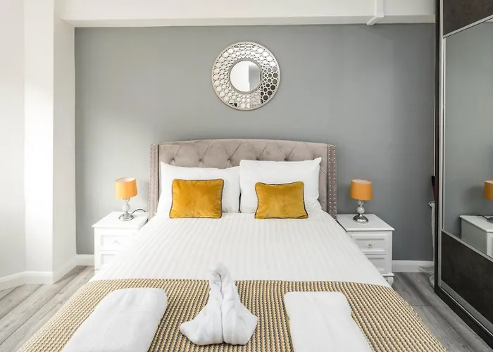 New Sleek & Modern Studio In The Heart Of Chelsea