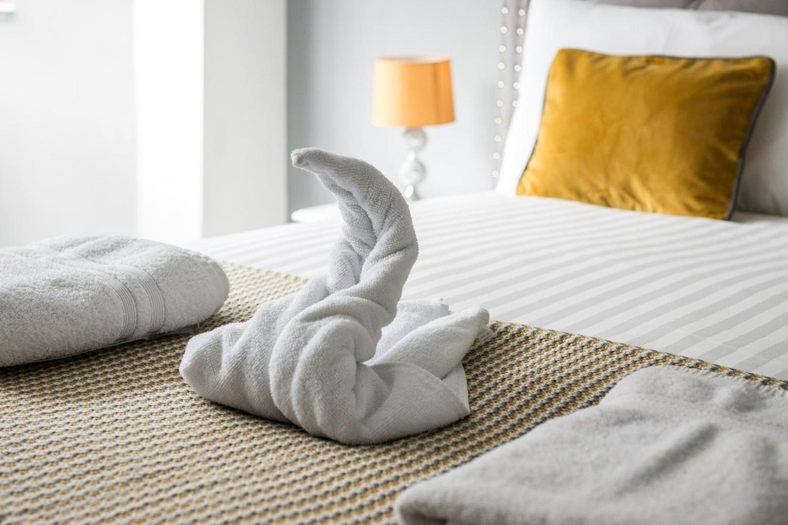 New Sleek Modern In The Heart Of Chelsea * Londra
